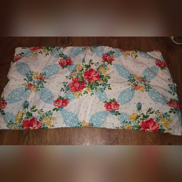 Pioneer Woman Vintage Floral King Pillow Sham - Picture 1 of 6
